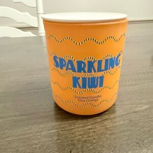 Room Essentials - Sparkling Kiwi 12oz Candle with Lid - New